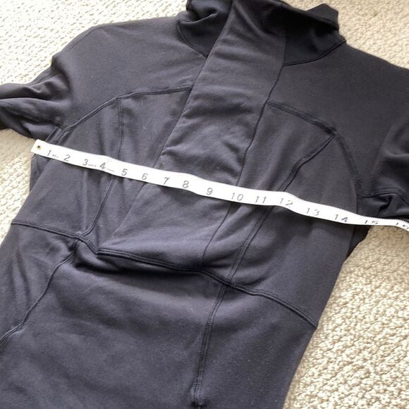 Lululemon Base Runner 1/2 Half Zip Pullover Sweater Black Size 4 OG Rulu VEUC - Picture 4 of 15